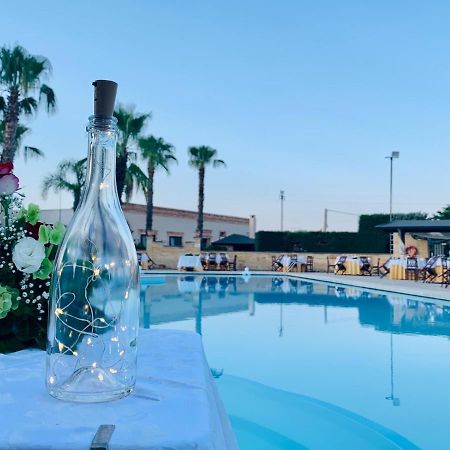 Villaggio Turistico Malibuu Мандурия Экстерьер фото