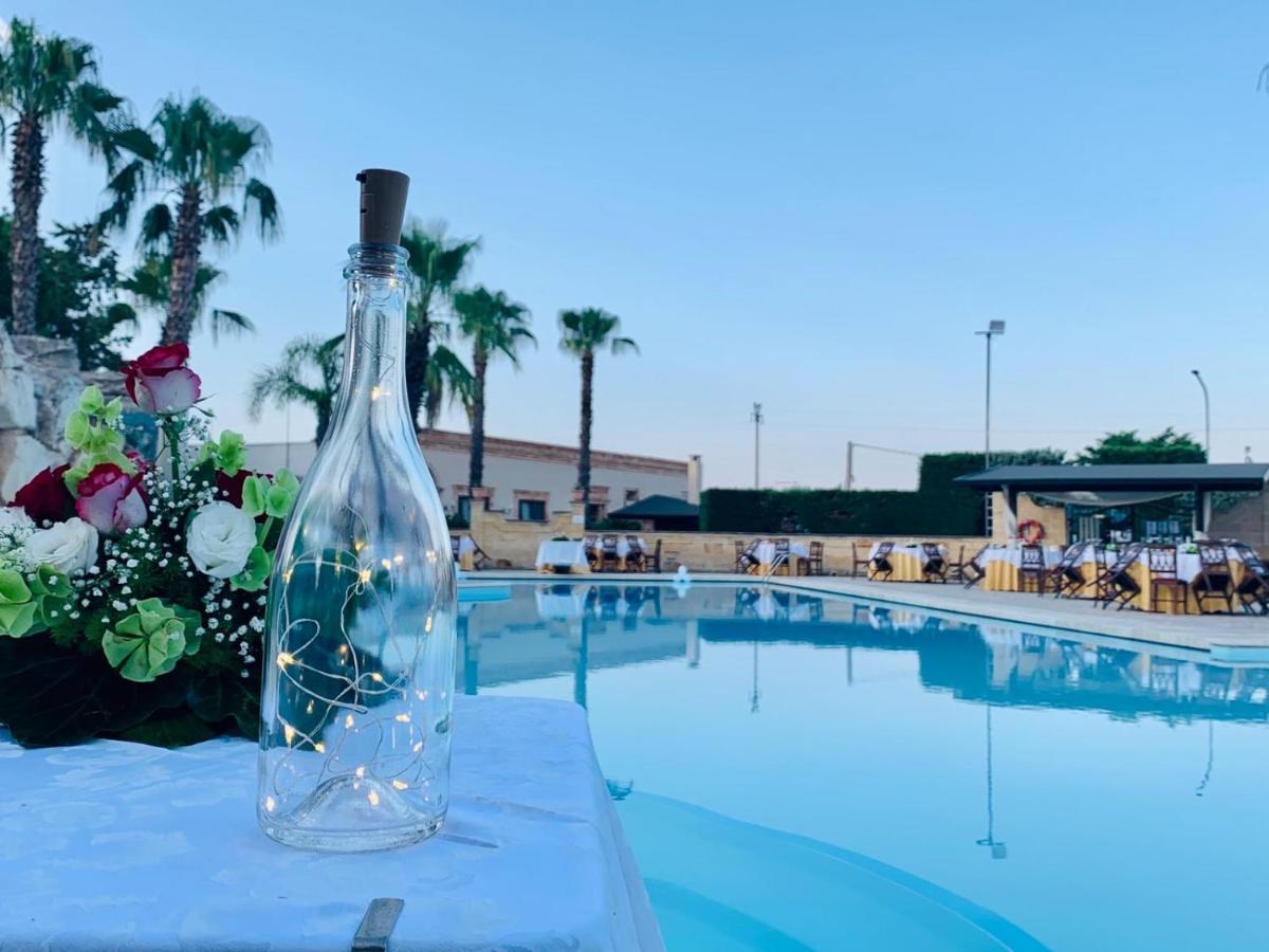 Villaggio Turistico Malibuu Мандурия Экстерьер фото