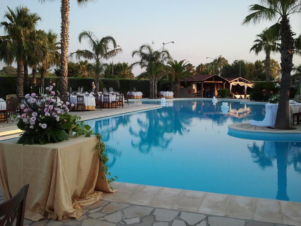 Villaggio Turistico Malibuu Мандурия Экстерьер фото