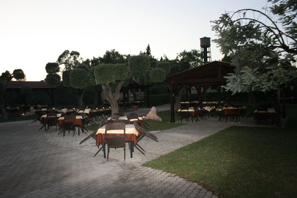 Villaggio Turistico Malibuu Мандурия Экстерьер фото