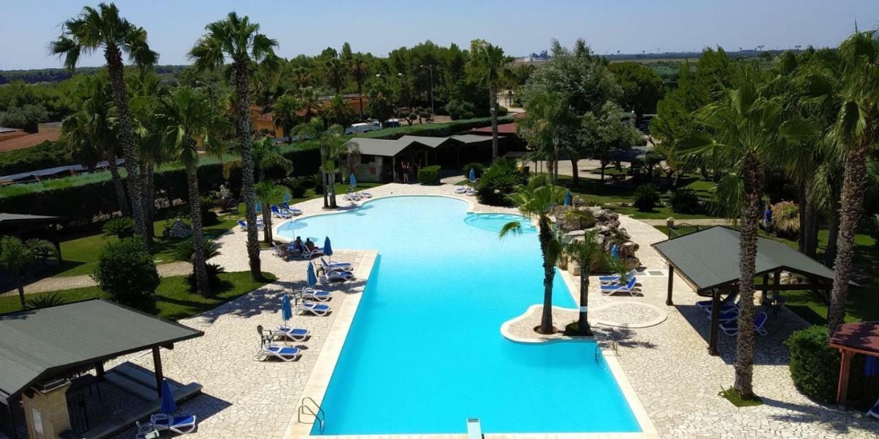Villaggio Turistico Malibuu Мандурия Экстерьер фото